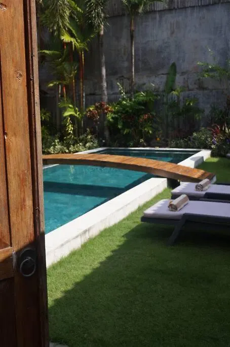 Villa Joglo Oberoi Seminyak Beautiful 4Br Villa Prime Location